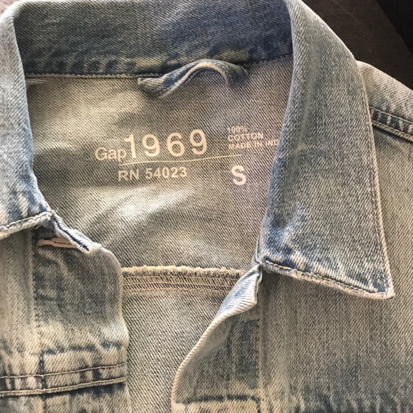 GAP jacket - Picture 2 of 3